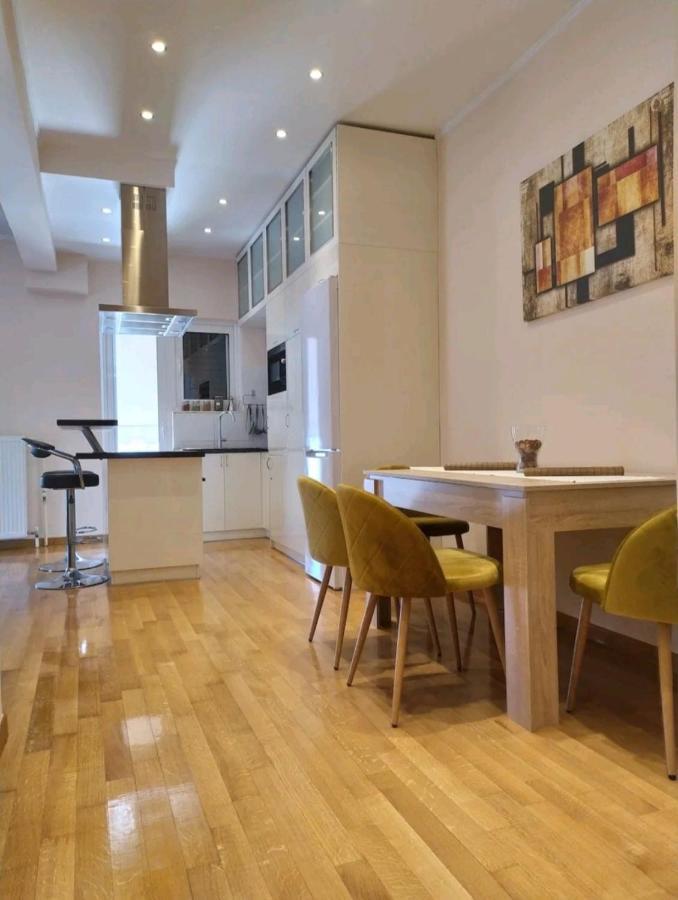 Stylish -Modern Apartment Heart Of Marousi Атина Екстериор снимка